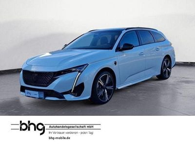 Weiss Gebraucht 2022 Peugeot 308 | 23.960 € (Fairer Preis)