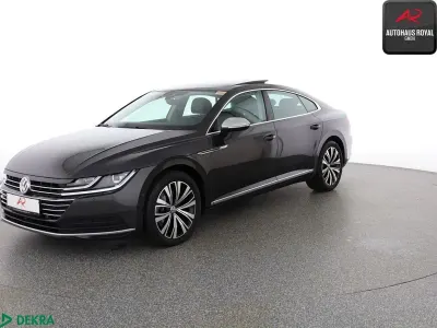 Gebraucht VW Arteon Elegance 190 PS (139 kW) 2018 Grau Kleinwagen