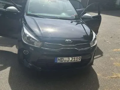Brugt Kia Rio Platinum Edition 120 HK (88 kW) 2017 Sort Hatchback