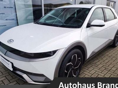 Weiss Gebraucht 2021 Hyundai Ioniq 5 Dynamiq SUV | 24.950 € (Etwas zu teuer)