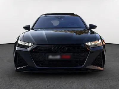 Używany Audi RS6 Sport 600 KM (441 kW) 2021 Czarny Kombi