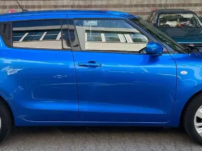 Gebraucht Suzuki Swift 90 PS (66 kW) 2020 Blau Kleinwagen