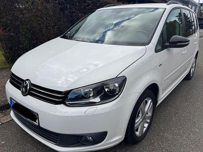 Gebraucht VW Touran Match 105 PS (77 kW) 2012 Weiß Van / Kleinbus