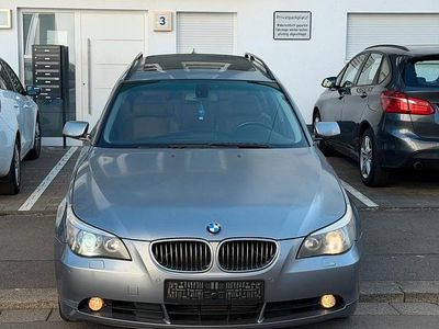 Usata BMW 530 231 CV (169 kW) 2006 Grigio Station wagon
