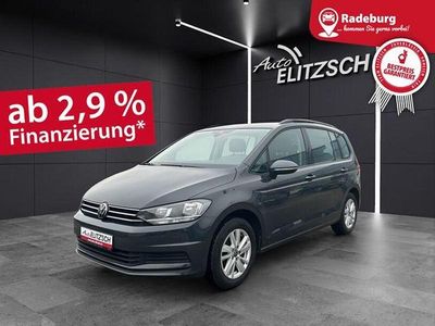 Uranograu Gebraucht 2023 VW Touran Comfortline Van / Kleinbus | 29.890 € (Fairer Preis)