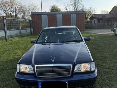 Mercedes C180