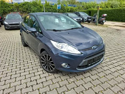 Occasion Ford Fiesta Titanium 82 ch (60 kW) 2012 Gris Citadine
