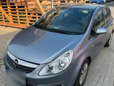Gebraucht Opel Corsa 80 PS (58 kW) 2007 Silber Kleinwagen