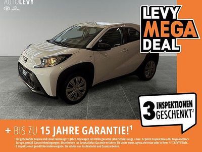Usata Toyota Aygo X X-play 72 CV (52 kW) 2023 Bianco SUV