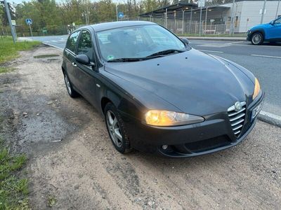 gebraucht Alfa Romeo 147 1.6 Twin Spark ECO Distinctive