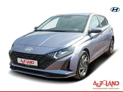 Neu Hyundai i20 79 PS (58 kW) 2025 Metabluepearlmet. Kleinwagen