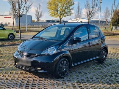 Usata Toyota Aygo 68 CV (50 kW) 2007 Nero Utilitaria