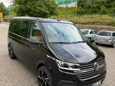 Używany VW California Beach 150 KM (110 kW) 2023 Czarny Van
