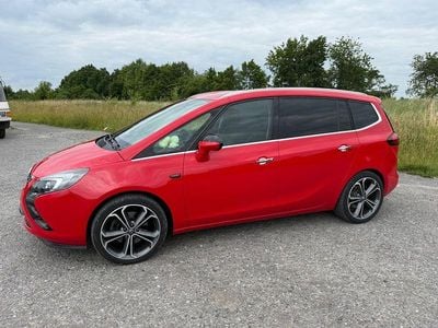 Rot Gebraucht 2012 Opel Zafira Tourer Innovation Van / Kleinbus | 9.000 € (Etwas zu teuer)