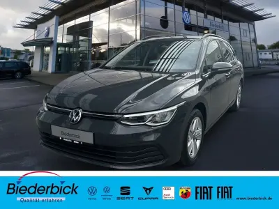 Gebraucht VW Golf VIII Life 116 PS (85 kW) 2023 Grau Kombi