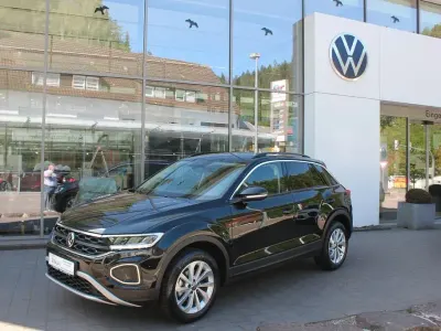 Gebraucht VW T-Roc Cabriolet Life 150 PS (110 kW) 2025 Deep black perleffekt SUV