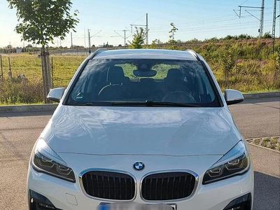 BMW 216