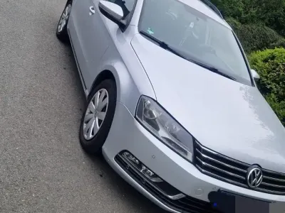 Gebraucht VW Passat 140 PS (102 kW) 2014 Silber Kombi