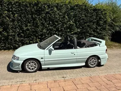 Gebraucht Ford Escort Cabriolet 115 PS (84 kW) 1997 Blau Cabrio