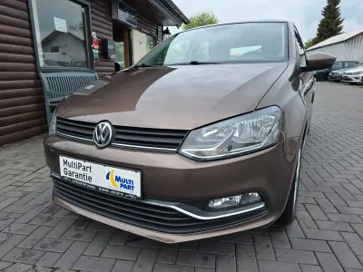 Gebraucht VW Polo Comfortline 90 PS (66 kW) 2015 Braun Limousine