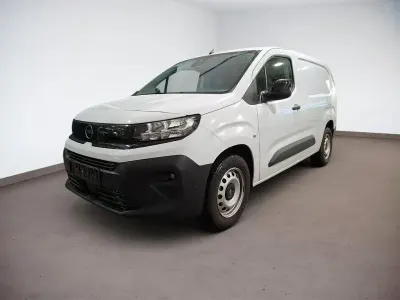 Gebraucht Opel Combo 131 PS (96 kW) 2025 Weiß Van / Kleinbus