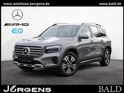 Mercedes GLB220