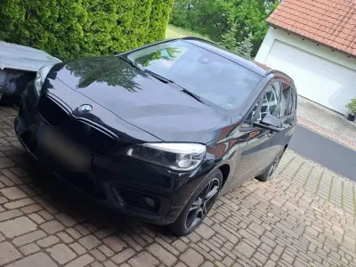 Gebraucht BMW 218 Gran Tourer 150 PS (110 kW) 2015 Schwarz Van / Kleinbus
