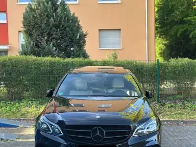 Second-hand Mercedes E250 AMG 204 CP (150 kW) 2013 Negru Berlinǎ