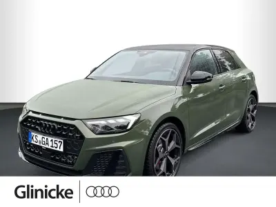 Gebraucht Audi A1 S-Line 207 PS (152 kW) 2025 Distriktgrün metallic SUV