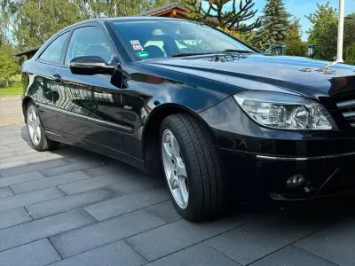 Gebraucht Mercedes CLC160 129 PS (94 kW) 2009 Schwarz Kleinwagen