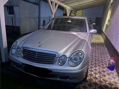 Mercedes E220