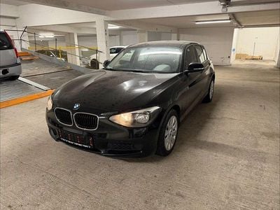 Gebraucht BMW 116 136 PS (100 kW) 2012 Schwarz Kleinwagen