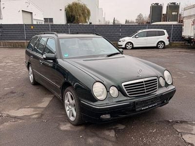 Gebraucht Mercedes E430 Avantgarde 279 PS (205 kW) 1999 Grün Limousine
