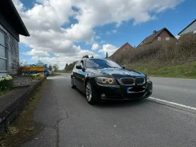 Brugt BMW 325 218 HK (160 kW) 2011 Sort Stationcar