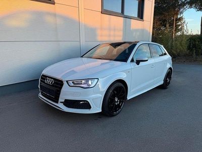 Weiß Gebraucht 2014 Audi A3 Ambition Limousine | 11.995 € (Teuer)