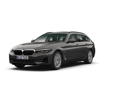 Gebraucht BMW 530e 292 PS (214 kW) 2022 Grau Kombi