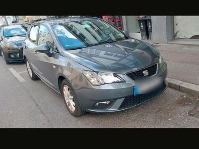 Grau Gebraucht 2016 Seat Ibiza Style Kleinwagen | 7.000 € (Fairer Preis)