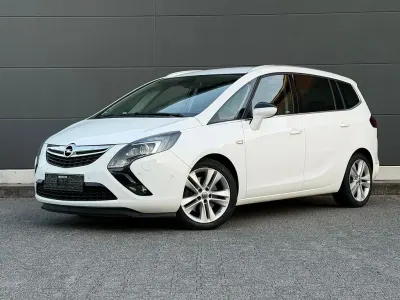 Gebraucht Opel Zafira Innovation 170 PS (125 kW) 2016 Weiß Van / Kleinbus