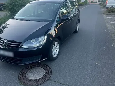 Gebraucht VW Sharan 140 PS (102 kW) 2012 Schwarz Van / Kleinbus