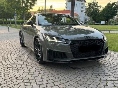 Audi TTS