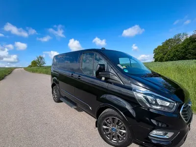 Gebraucht Ford Tourneo Titanium X 185 PS (136 kW) 2021 Schwarz Van / Kleinbus