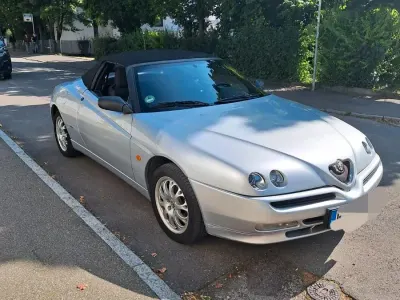 Gebraucht Alfa Romeo Spider 145 PS (106 kW) 1999 Silber Cabrio