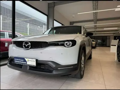 Gebraucht Mazda MX30 Comfort 106 kW (145 PS) 2022 Ceramic white SUV