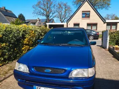 Gebraucht Ford Escort Cabriolet 90 PS (66 kW) 1995 Blau Cabrio