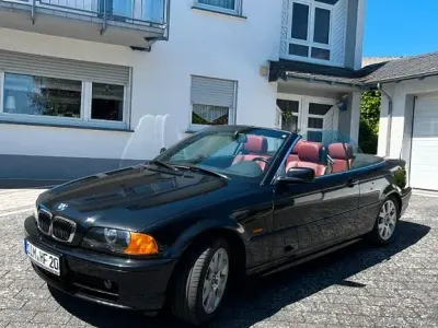 Gebraucht BMW 320 Cabriolet Sport Line 170 PS (125 kW) 2001 Schwarz Cabrio
