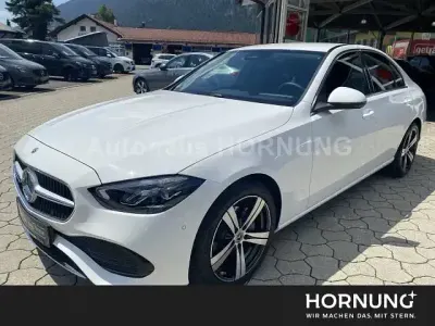 Gebraucht Mercedes C180 Avantgarde 170 PS (125 kW) 2025 Weiß Limousine