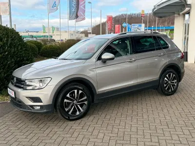 Gebraucht VW Tiguan Comfortline 150 PS (110 kW) 2020 Silber SUV