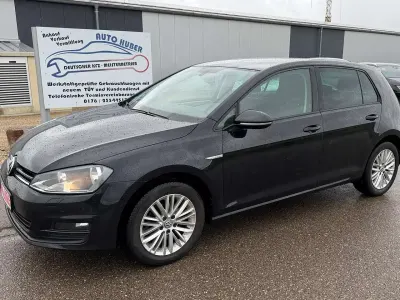 Gebraucht VW Golf VII Cup 105 PS (77 kW) 2014 Deep black perleffekt Kleinwagen