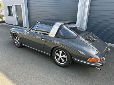 Grau Gebraucht 1968 Porsche 911 Cabrio | 169.000 €