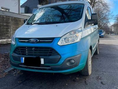 Gebraucht Ford Transit Nugget 131 PS (96 kW) 2018 Weiß Van / Kleinbus